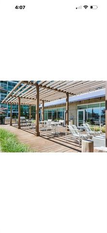 943 Peachtree NE Street 802, Atlanta, GA 30309