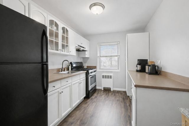 560 Tuckahoe Road 4B, Yonkers, NY 10710