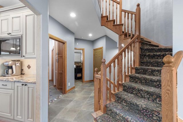 1616 Golf View DRIVE W, Sheboygan, WI 53083