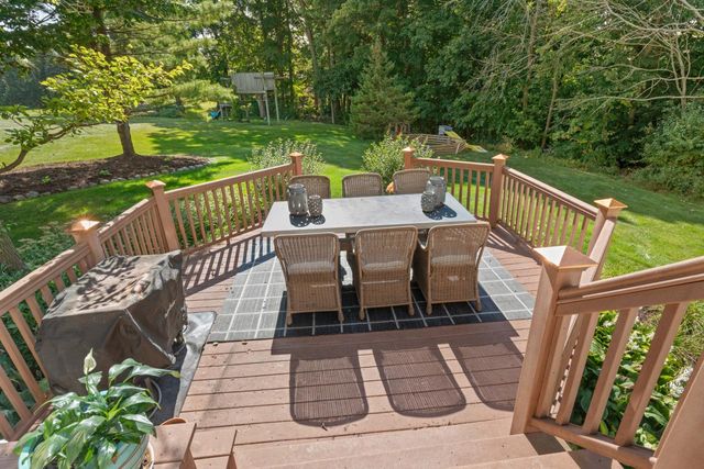 1616 Golf View DRIVE W, Sheboygan, WI 53083