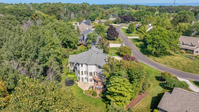 1616 Golf View DRIVE W, Sheboygan, WI 53083