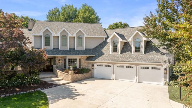 1616 Golf View DRIVE W, Sheboygan, WI 53083