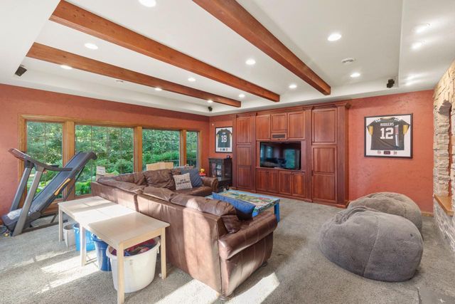 1616 Golf View DRIVE W, Sheboygan, WI 53083