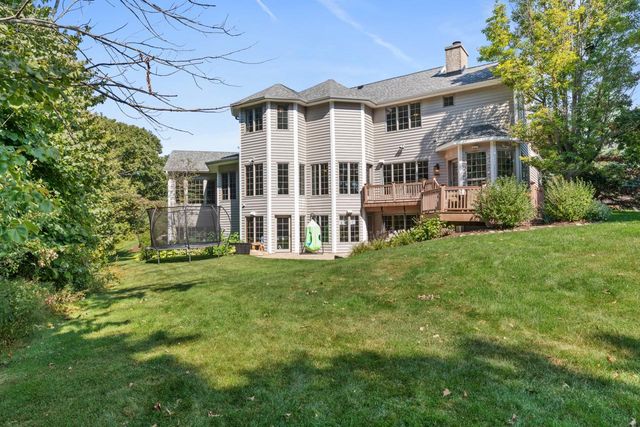 1616 Golf View DRIVE W, Sheboygan, WI 53083