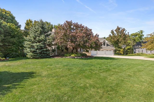 1616 Golf View DRIVE W, Sheboygan, WI 53083