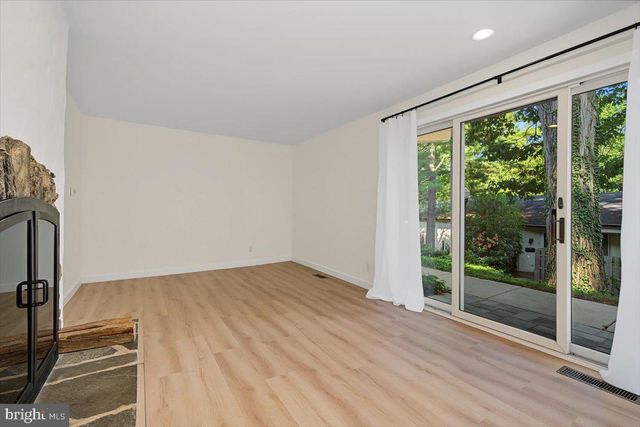 239 E CHELSEA CIR, Newtown Square, PA 19073
