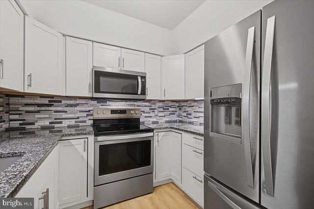 239 E CHELSEA CIR, Newtown Square, PA 19073