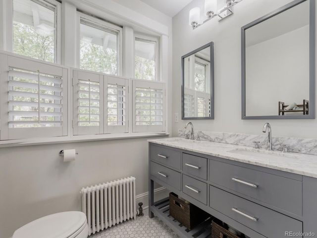 2365 Albion St, Denver, CO 80207
