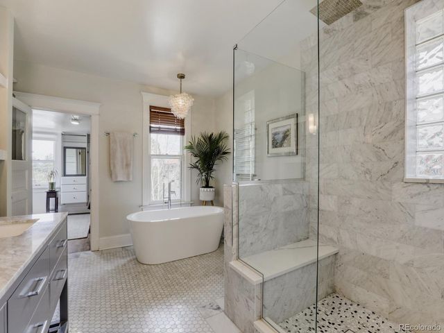 2365 Albion St, Denver, CO 80207