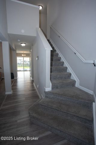 10007 Tuscany Ridge Ct, Louisville, KY 40291