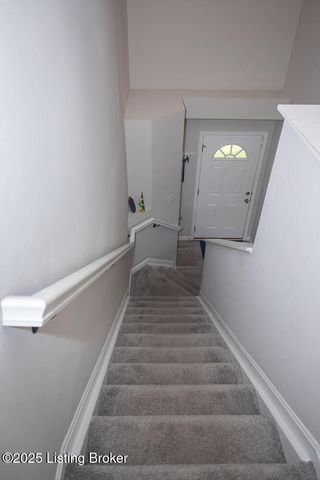 10007 Tuscany Ridge Ct, Louisville, KY 40291