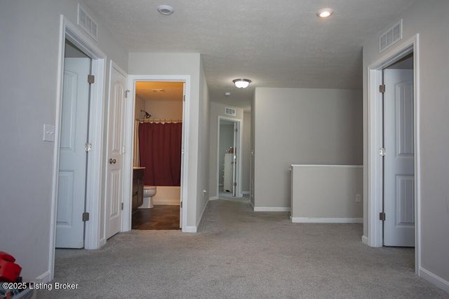 10007 Tuscany Ridge Ct, Louisville, KY 40291