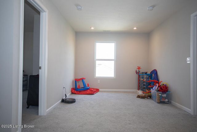 10007 Tuscany Ridge Ct, Louisville, KY 40291