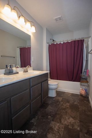 10007 Tuscany Ridge Ct, Louisville, KY 40291