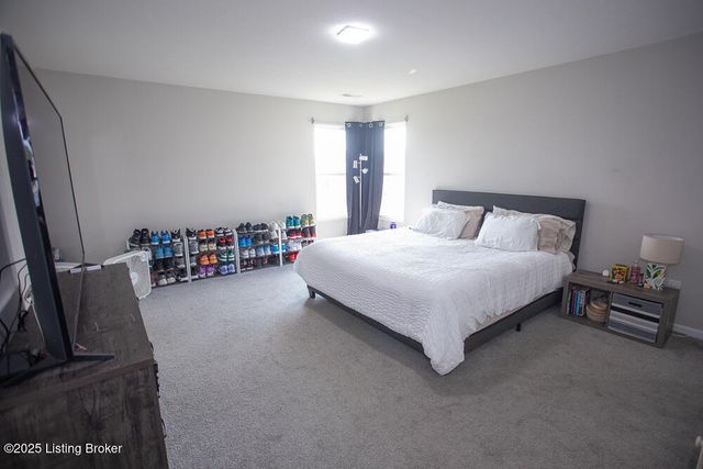 10007 Tuscany Ridge Ct, Louisville, KY 40291