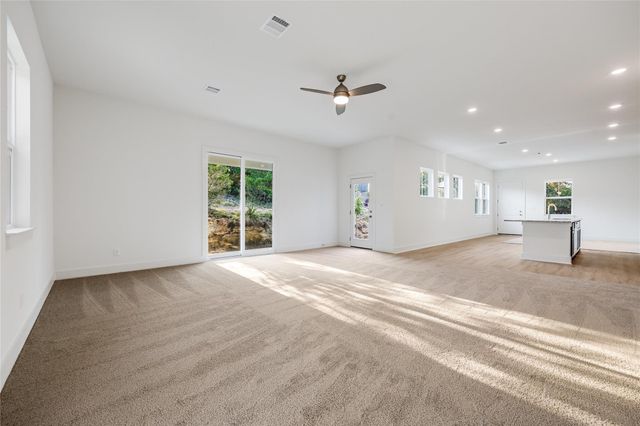 4004 Rockpark CIR, Lago Vista, TX 78645