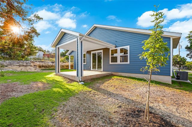 4004 Rockpark CIR, Lago Vista, TX 78645