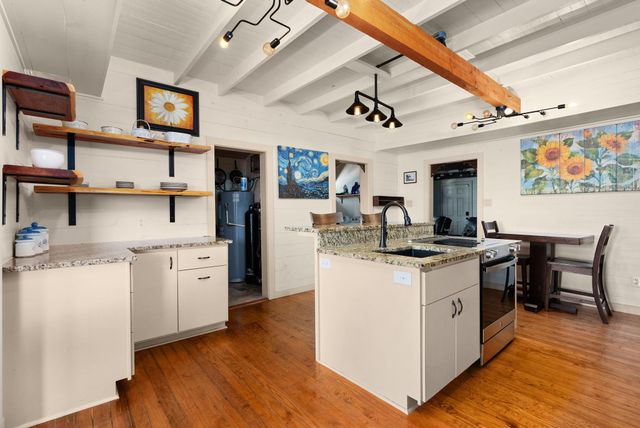123 El Camino River RD, Bastrop, TX 78602