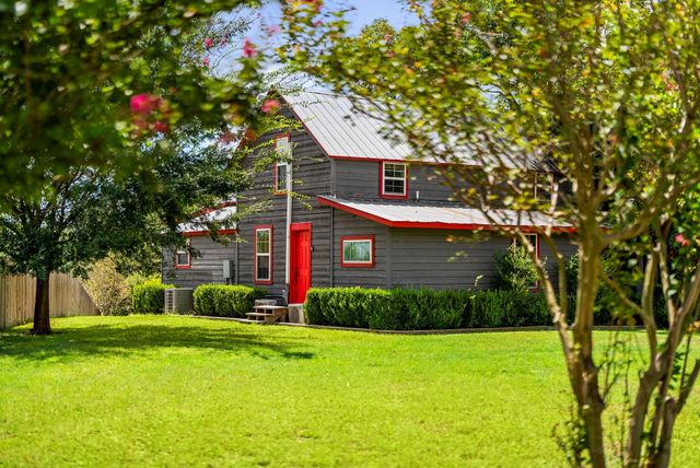 123 El Camino River RD, Bastrop, TX 78602