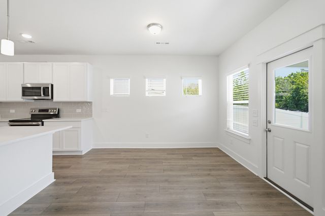 7232 Fairlawn Dr, Fairview, TN 37062