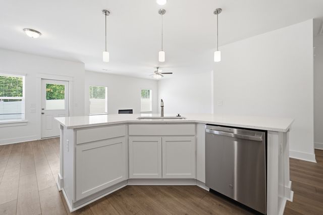 7232 Fairlawn Dr, Fairview, TN 37062