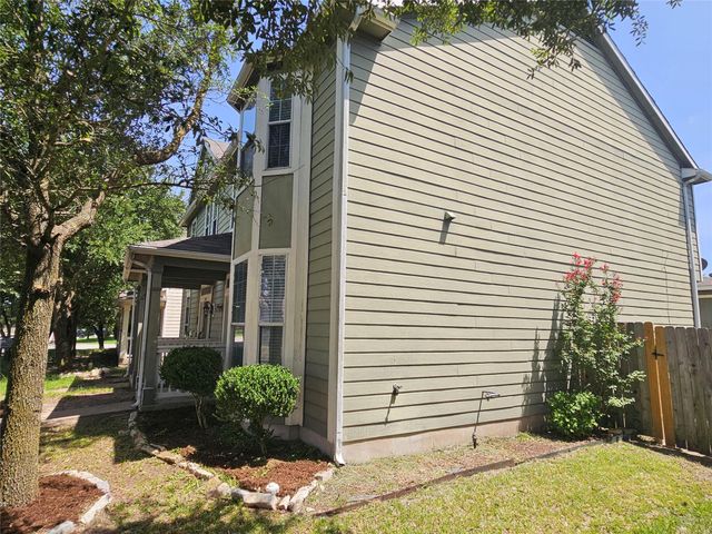 18749 Golden Eagle WAY, Elgin, TX 78621