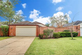 13019 Stancliff Oaks Street, Sugar Land, TX 77478
