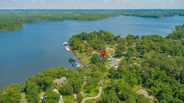 16863 Wilson Road, Tyler, TX 75707