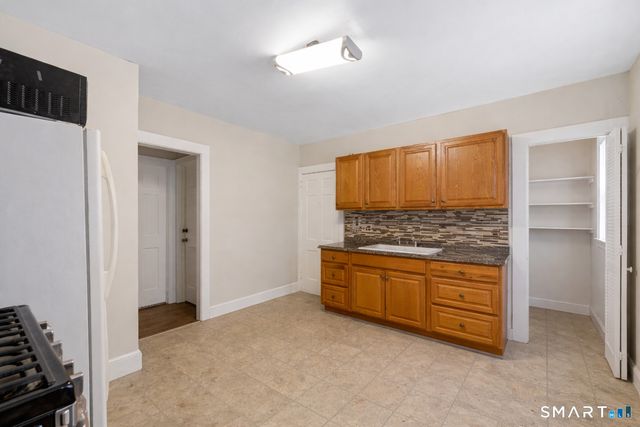 744 Park Street, Bridgeport, CT 06608