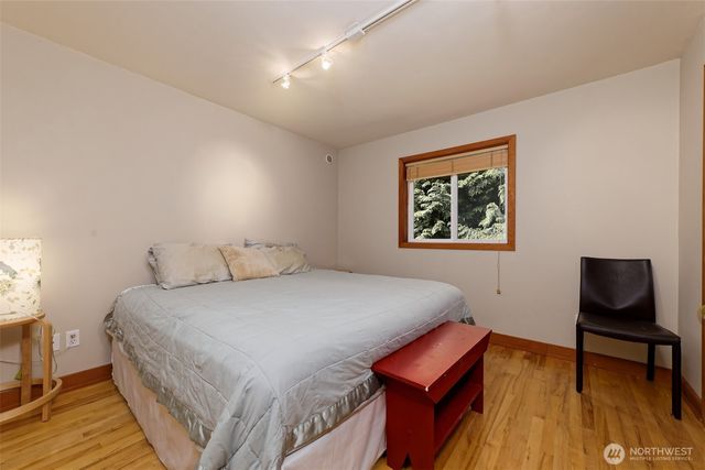31 NE Spar Tree Drive, Tahuya, WA 98588