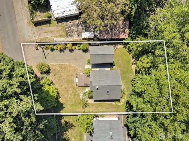 31 NE Spar Tree Drive, Tahuya, WA 98588