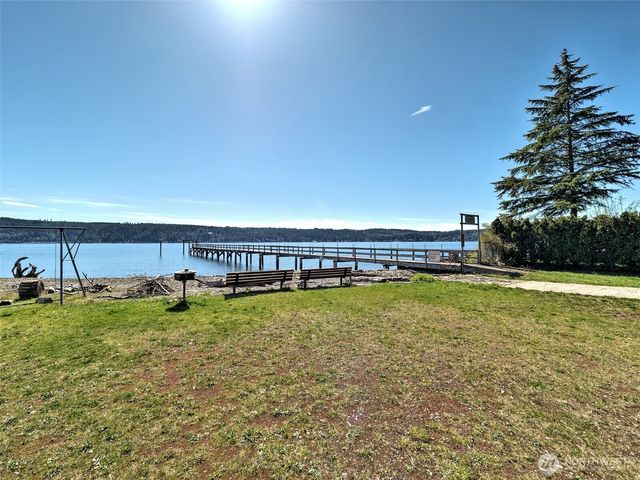 31 NE Spar Tree Drive, Tahuya, WA 98588