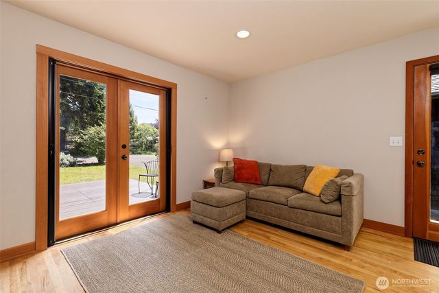 31 NE Spar Tree Drive, Tahuya, WA 98588