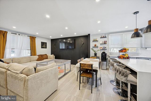 317 SUMMER AVE, Horsham, PA 19044