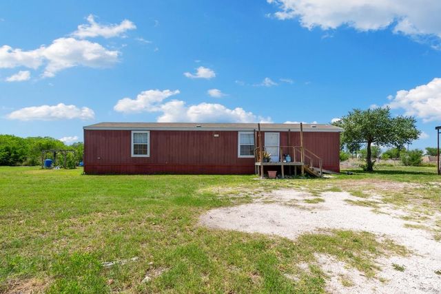 1527 N 738, Orange Grove, TX 78372