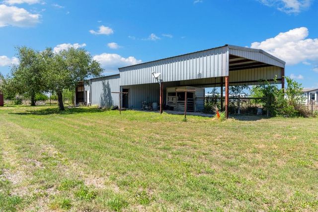 1527 N 738, Orange Grove, TX 78372