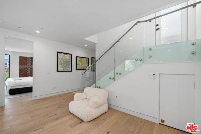 1603 N Fairfax Avenue, Los Angeles, CA 90046