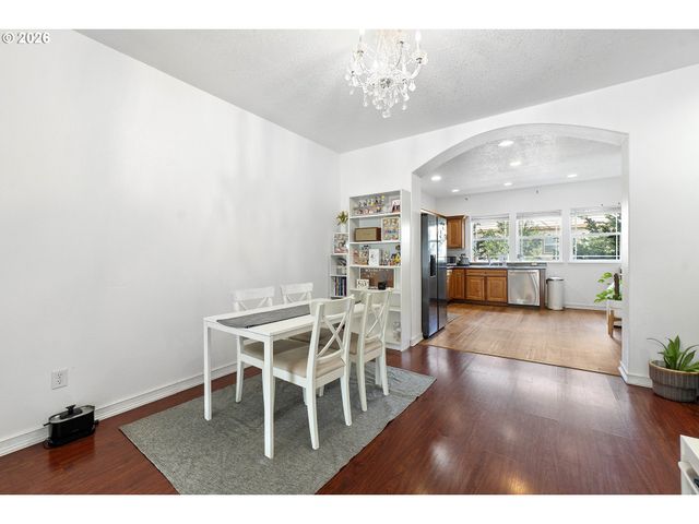 3349 Se 143RD Ave, Portland, OR 97236