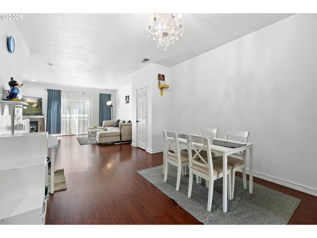 3349 Se 143RD Ave, Portland, OR 97236