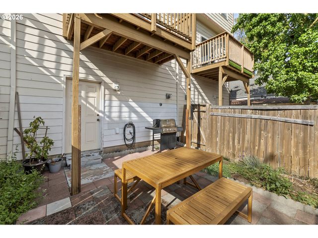 3349 Se 143RD Ave, Portland, OR 97236