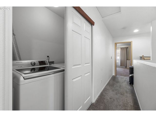3349 Se 143RD Ave, Portland, OR 97236