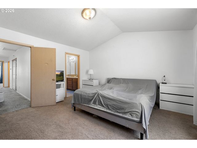 3349 Se 143RD Ave, Portland, OR 97236