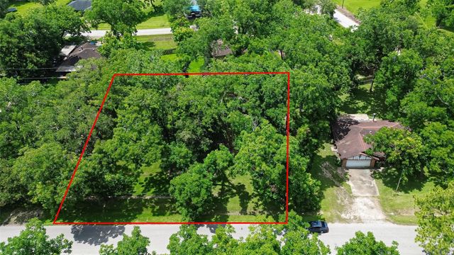 00 Humble Drive, West Columbia, TX 77486