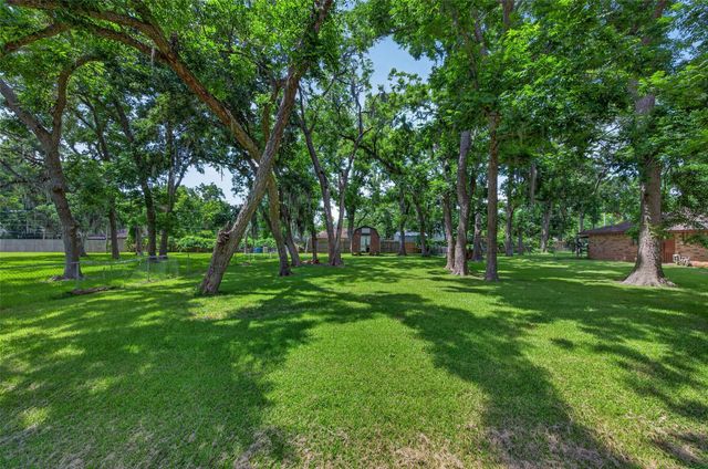 00 Humble Drive, West Columbia, TX 77486