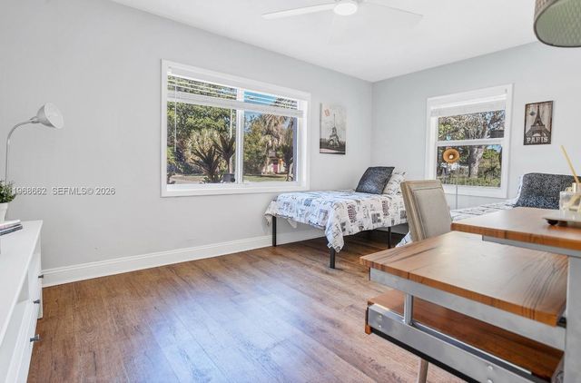 2450 NE 18th St, Pompano Beach, FL 33062