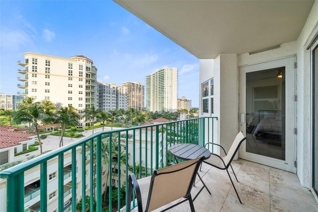 19900 E Country Club Drive 816, Aventura, FL 33180