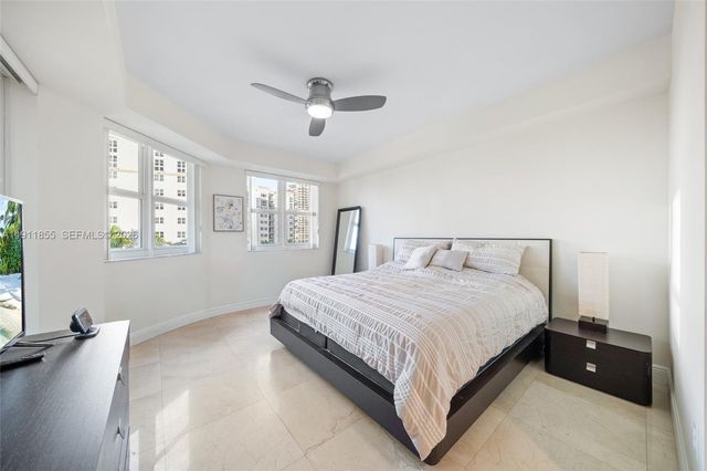 19900 E Country Club Drive 816, Aventura, FL 33180