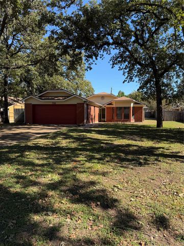 718 Brazos ST, Rockdale, TX 76567