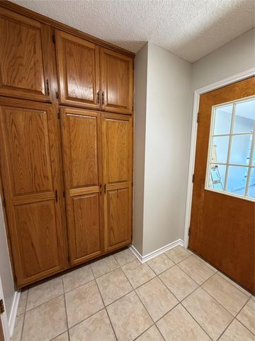 718 Brazos ST, Rockdale, TX 76567