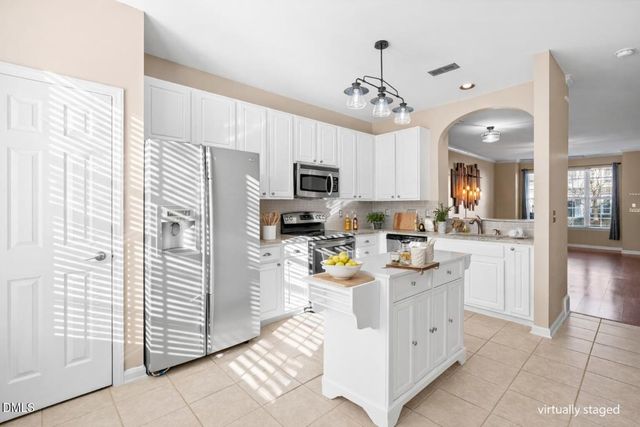 5733 Corbon Crest Lane, Raleigh, NC 27612